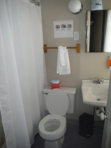 Gorge View Hostel made an excellent use of space in a small bathroom. The shower had a tub basin and a curtain instead of a door for ample movement, there was nothing in the way of the toilet's leg room, the towel rack is placed in reach but not in the way, and as for the sink- just look at that wonderful mirror!